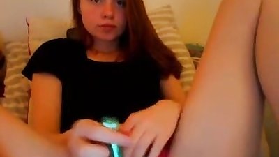 teen scandale, girl puts strange objects in her tight hole