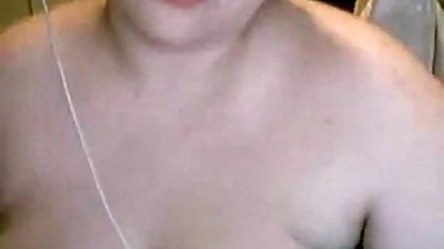 Chubby Girl Shows Fat Tits On Cam