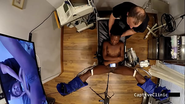 Strangers In The Night - Rina Arem