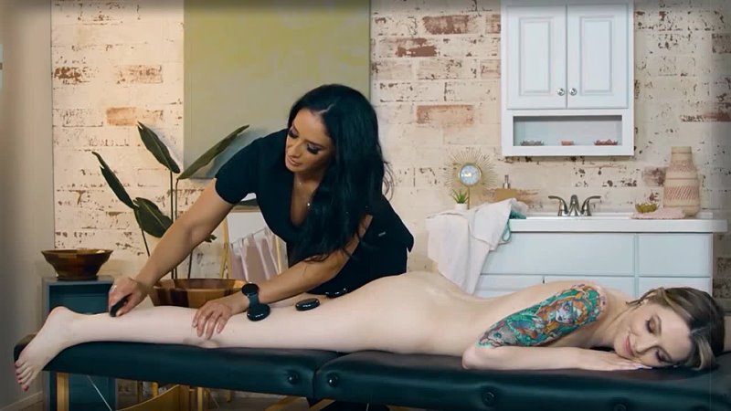 Pornmix / sheena ryder ailee anne 按摩 女同性恋 涂油 摩洛伊斯兰解放阵线 青少年 油奶 舔阴部 女同性恋按摩 青少年 屁股奶